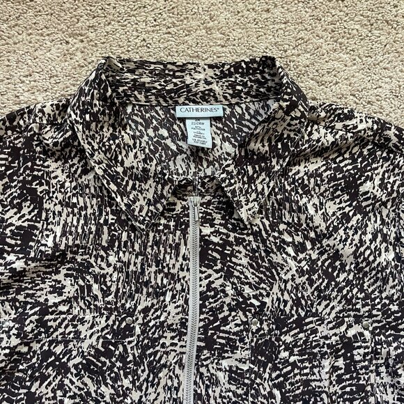 Catherines Plus Size 2X/22W/24W Zip Brown Animal Print Lightweight Airy Tunic - Picture 3 of 9
